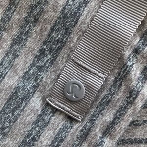 Lululemon vinyasa scarf pink and gray NWOT